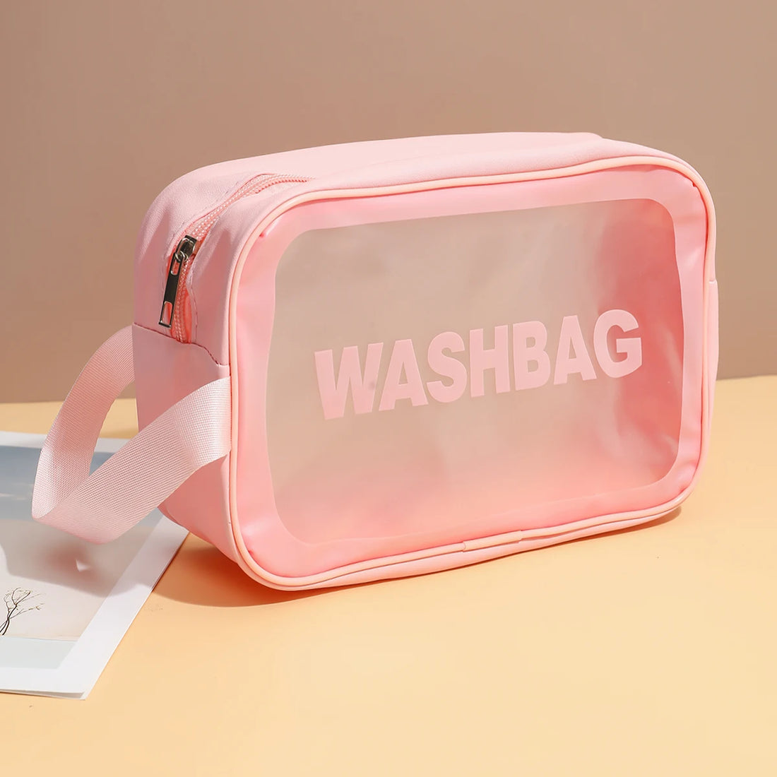A 16 piece makeup set, a makeup kit, includes a three-piece hairband set, makeup sponges, and cleansing tools, etc.